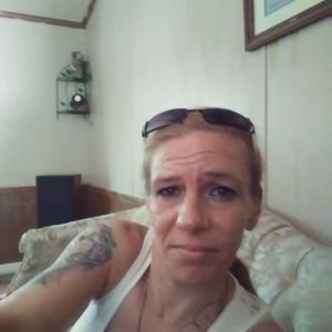 Meet your Posher, Kendra